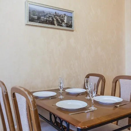 In Complex Korona On Knyazhyi Zaton 21 * Киев